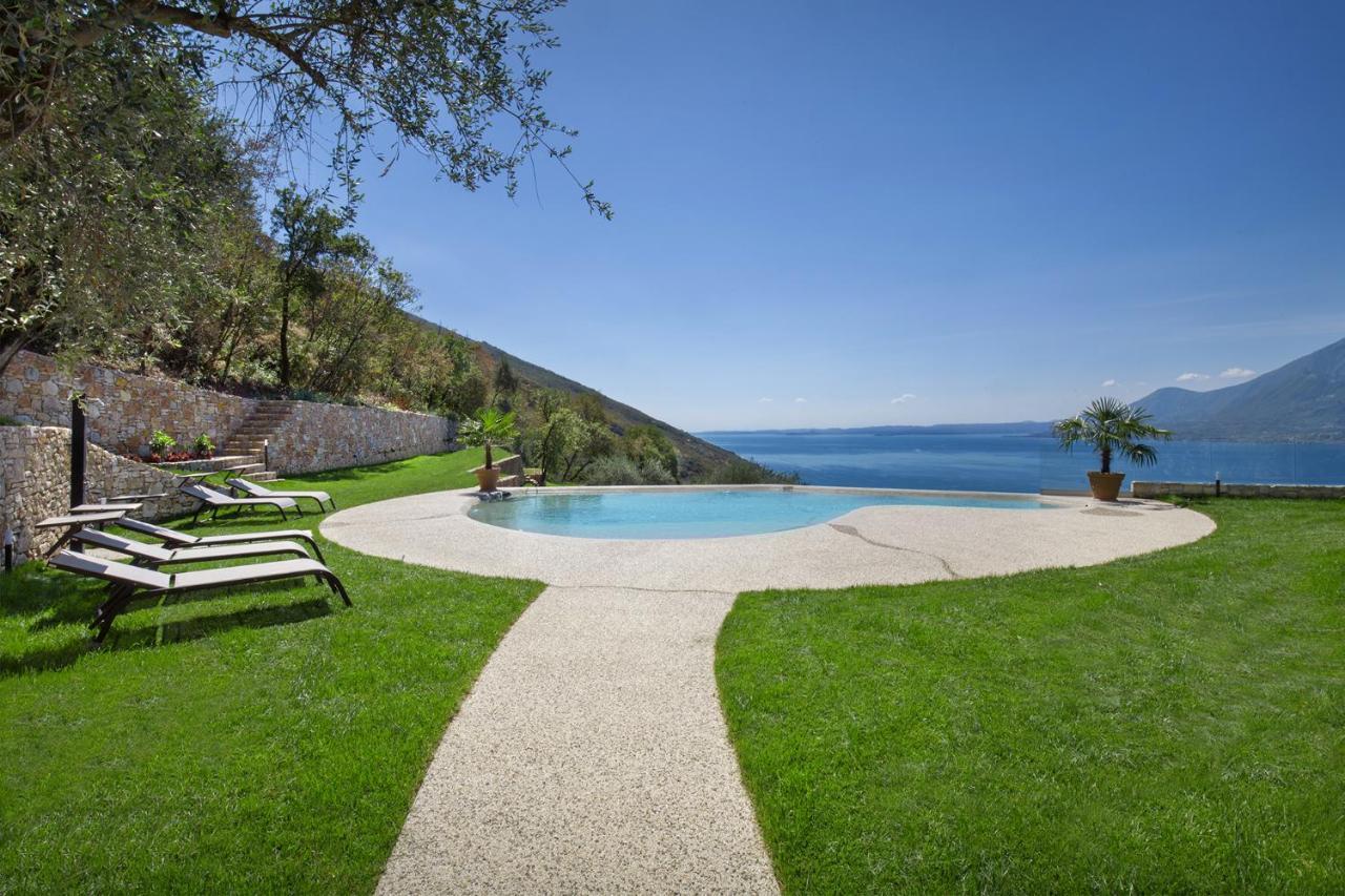 Villa Divina - Apt Icona Con Piscina E Vista Lago Кастеллетто-ді-Бренцоне Екстер'єр фото